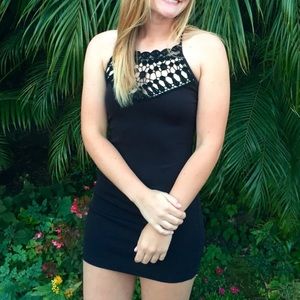 Black bodycon dress